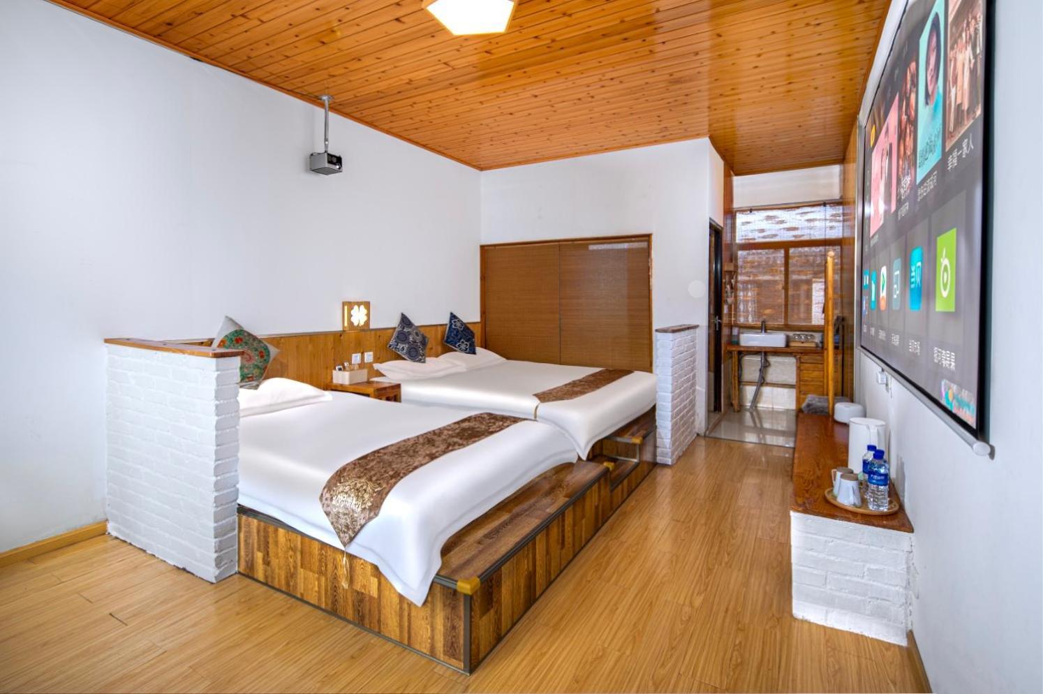 Dali Buxianshan Boutique Guesthouse-In Dali Ancient City,Near Three Pag Odas And Erhai Lake,Provide Tour Guide Service And Local Experience Zewnętrze zdjęcie