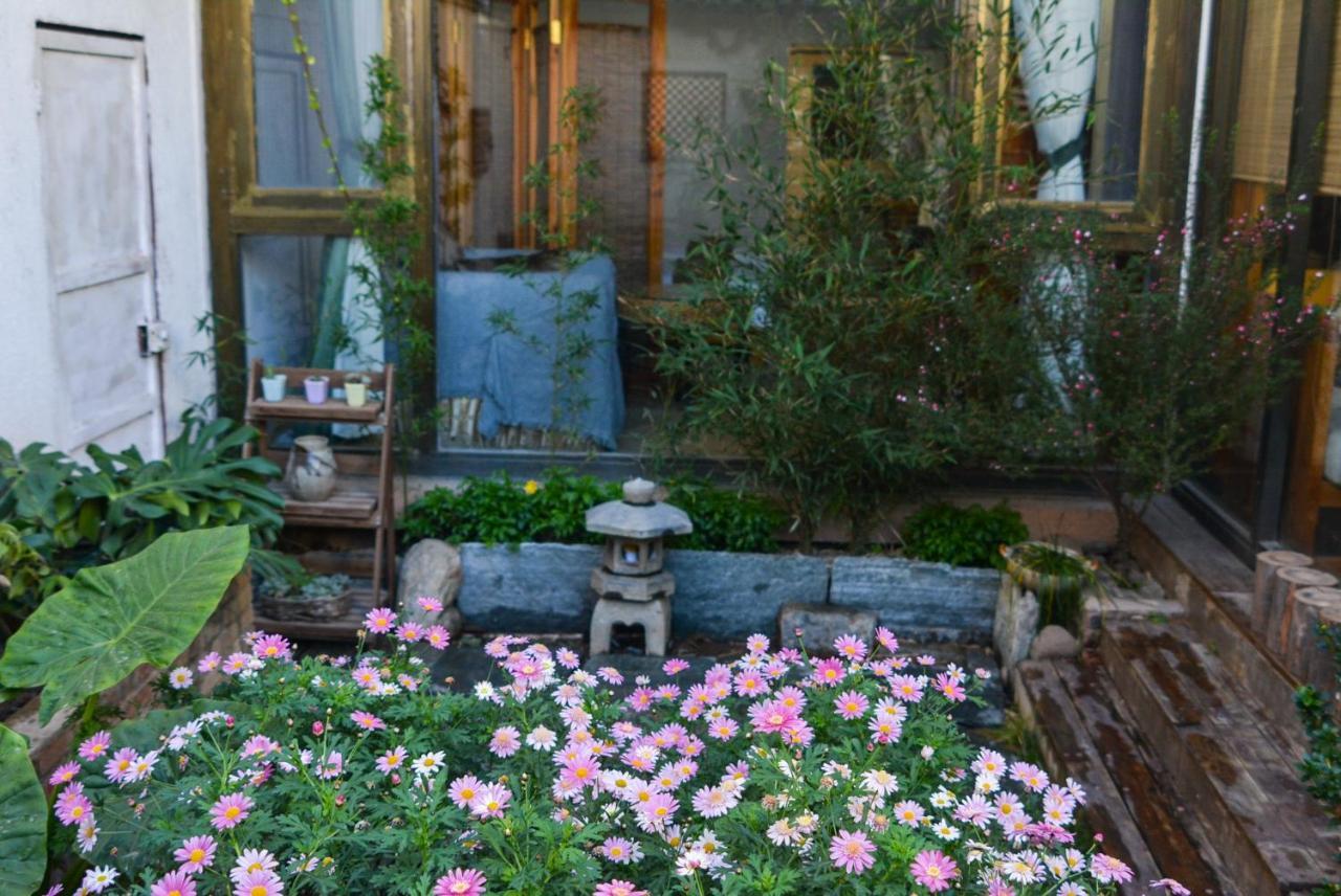Dali Buxianshan Boutique Guesthouse-In Dali Ancient City,Near Three Pag Odas And Erhai Lake,Provide Tour Guide Service And Local Experience Zewnętrze zdjęcie
